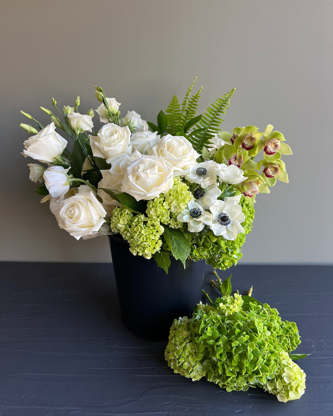DIY Kit: Classic Centerpiece in Ivory/Lime