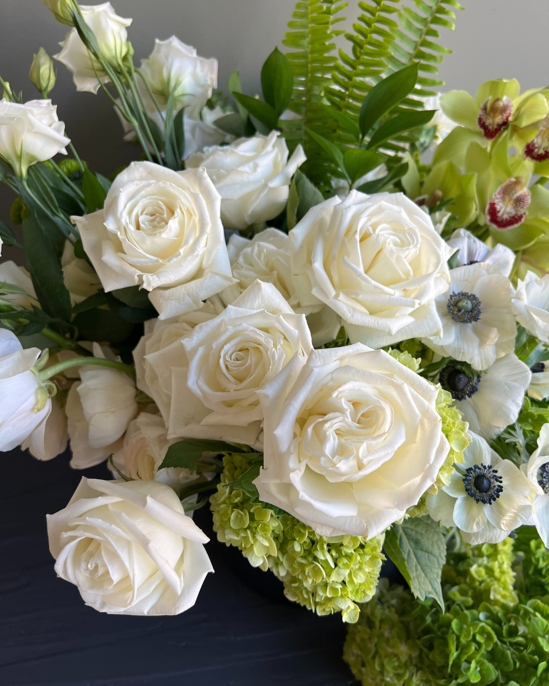 DIY Kit: Classic Centerpiece in Ivory/Lime